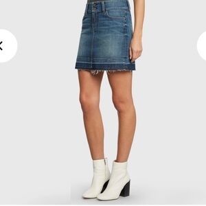 Principle Denim NWT The Carefree mid thigh jean skirt Sz32